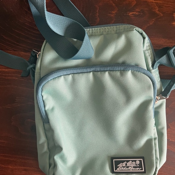 Eddie Bauer Light Green Crossbody Bag - Picture 1 of 3